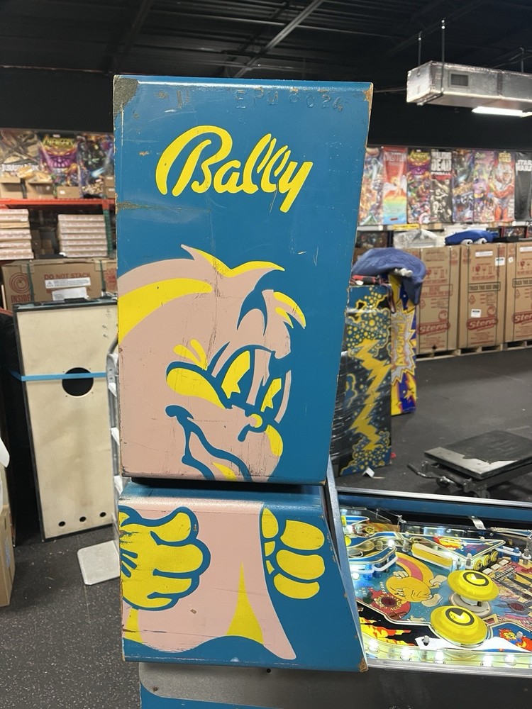 1982 BALLY MR AND MRS PACMAN PINBALL MACHINE PROF TECHS PLAYS GREAT
