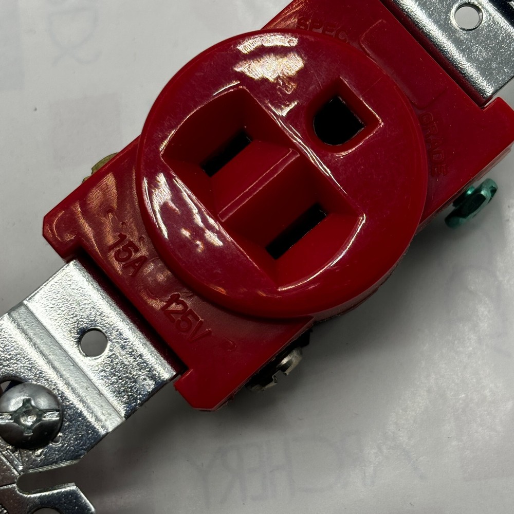 COOPER 5261RD SINGLE RECEPTACLE 15 AMP, 125 VOLT ⭐