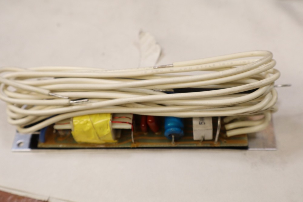 THIN-LITE REPLACEMENT BALLAST IB174SP Unused no packaging RM