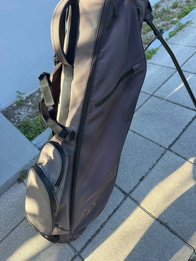 TaylorMade FlexTech Carry Stand Bag
