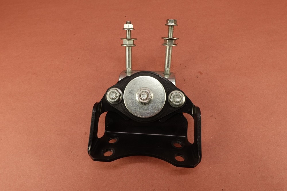 2002-2006 Harley Davidson V-rod Vrod Engine Motor Mount Bracket
