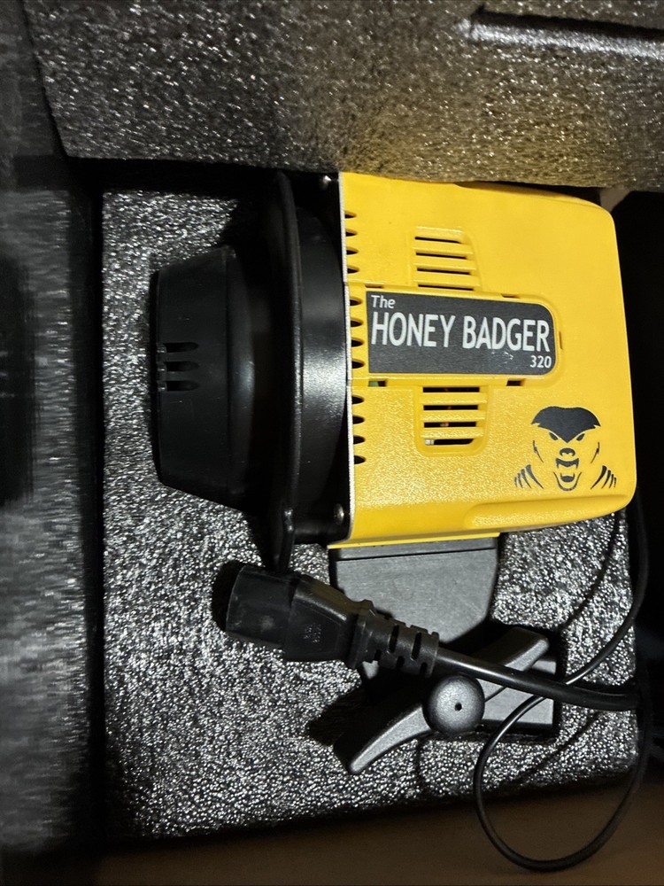 Interfit Honey Badger 320ws Compact Flash Head In Box Excellent