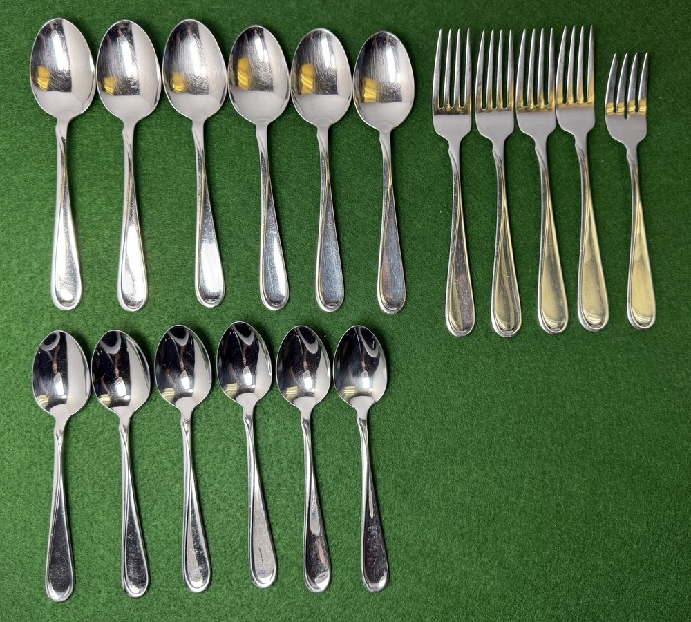 Oneida Stainless Flight Reliance 17 Pieces Spoons Fork