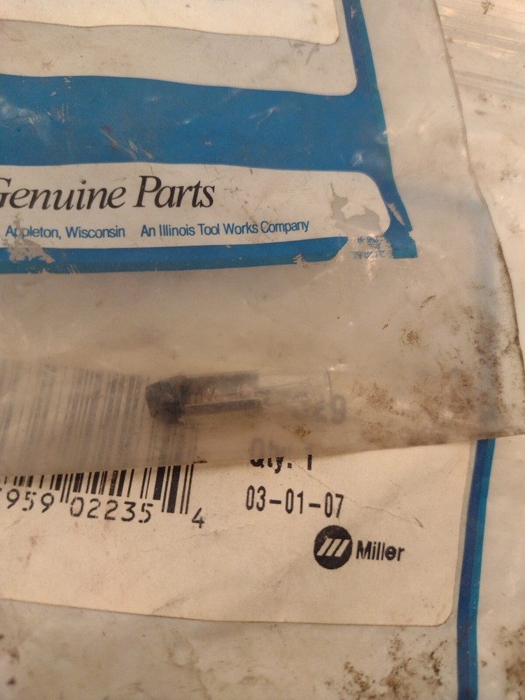 Miller 027629 Incandescent Bulb (2)