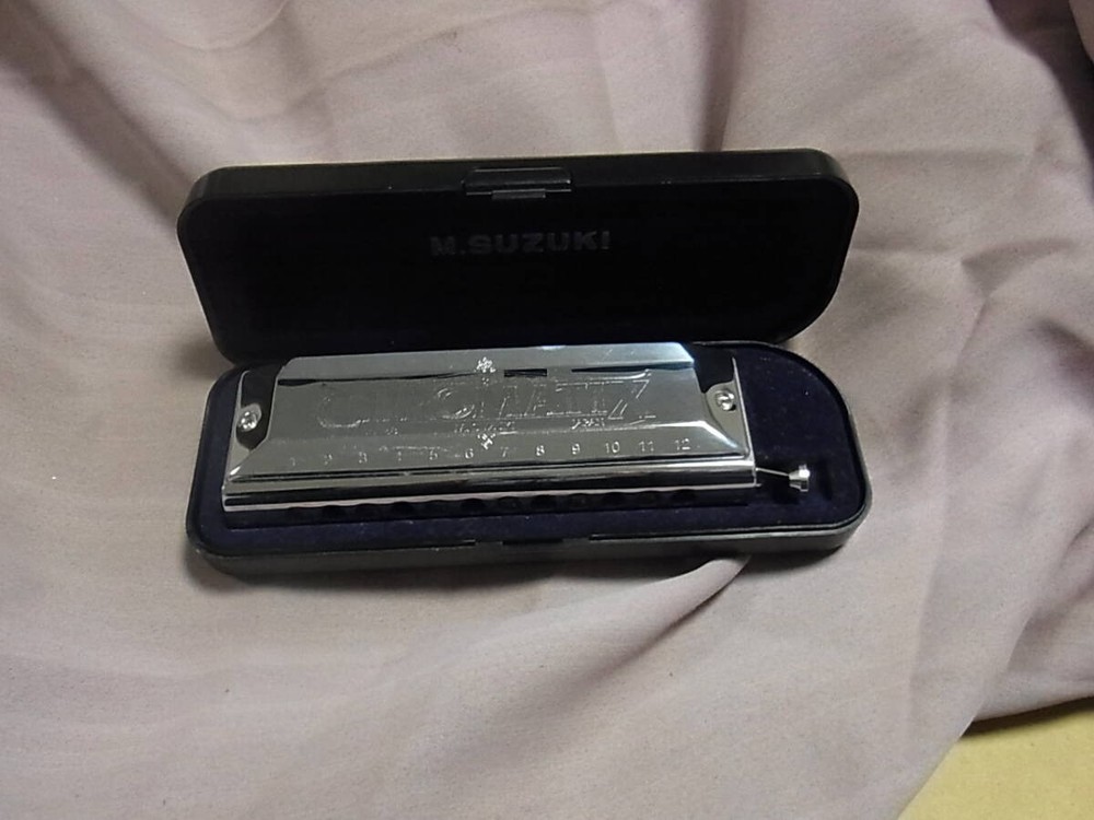 Suzuki Chromatic Harmonica  SCX-48