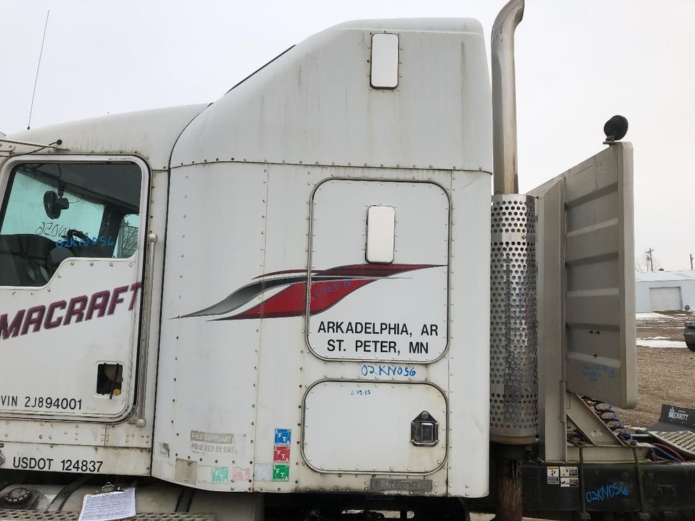Kenworth T800 Left/Driver Sleeper Door - Used