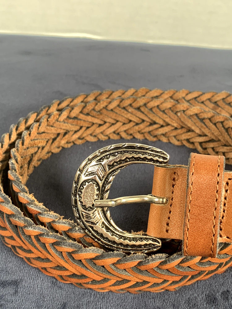 Vintage Womens Braided Belt Leather Brown Medium Solid Silver Tone Buckle Nice