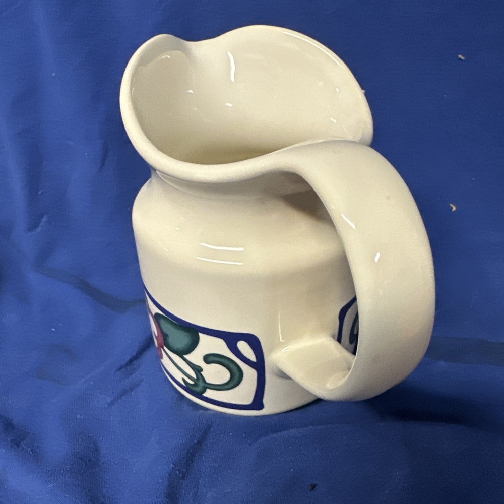 Pfaltzgraff Arbor Vine Creamer 510686