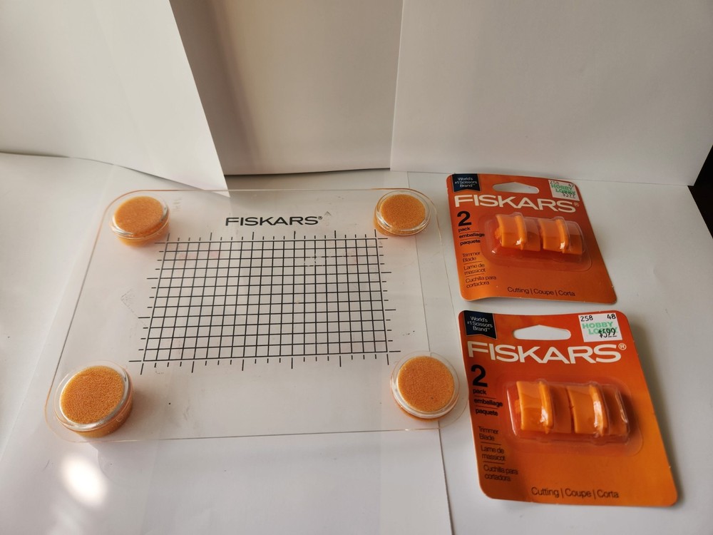 Fiskars board & replacement cutters