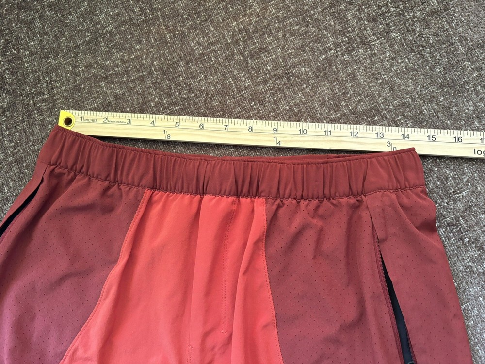 Lululemon Switch Up Short 7’ Men Medium size