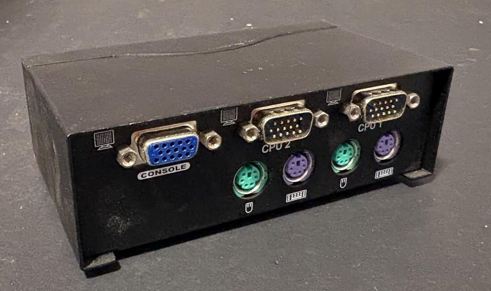TRIPP-LITE 2 -port KVM switch model CS-82
