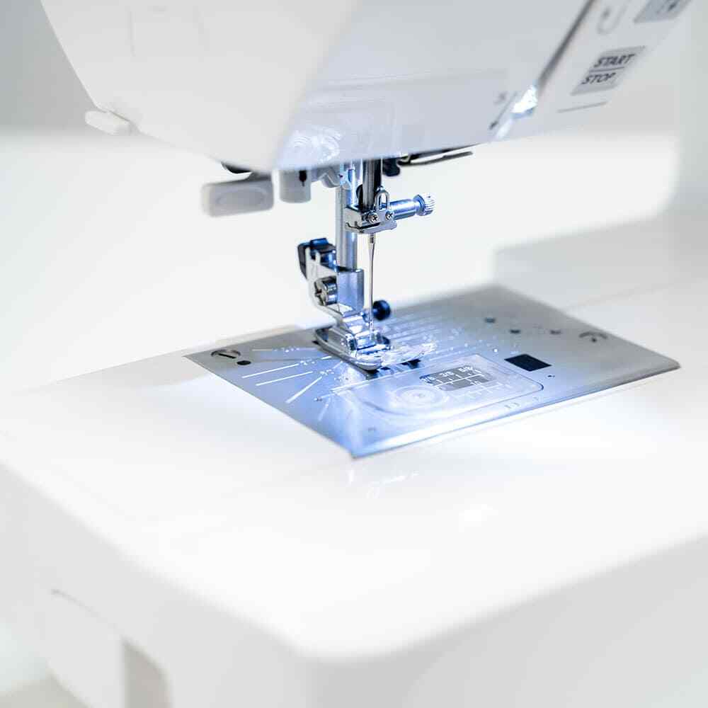 Janome 2030DC-G Computerized Sewing Machine