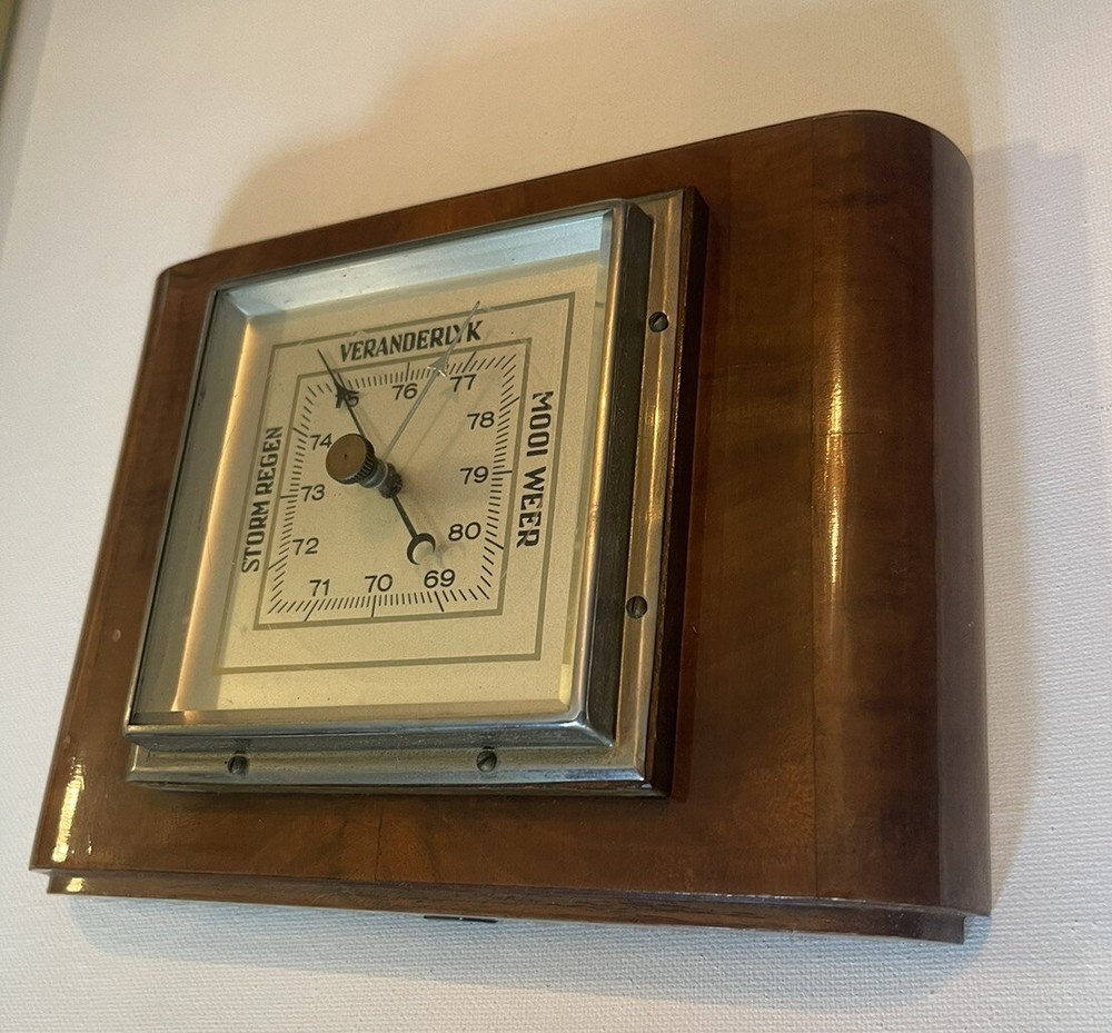 VINTAGE ART DECO BAROMETER