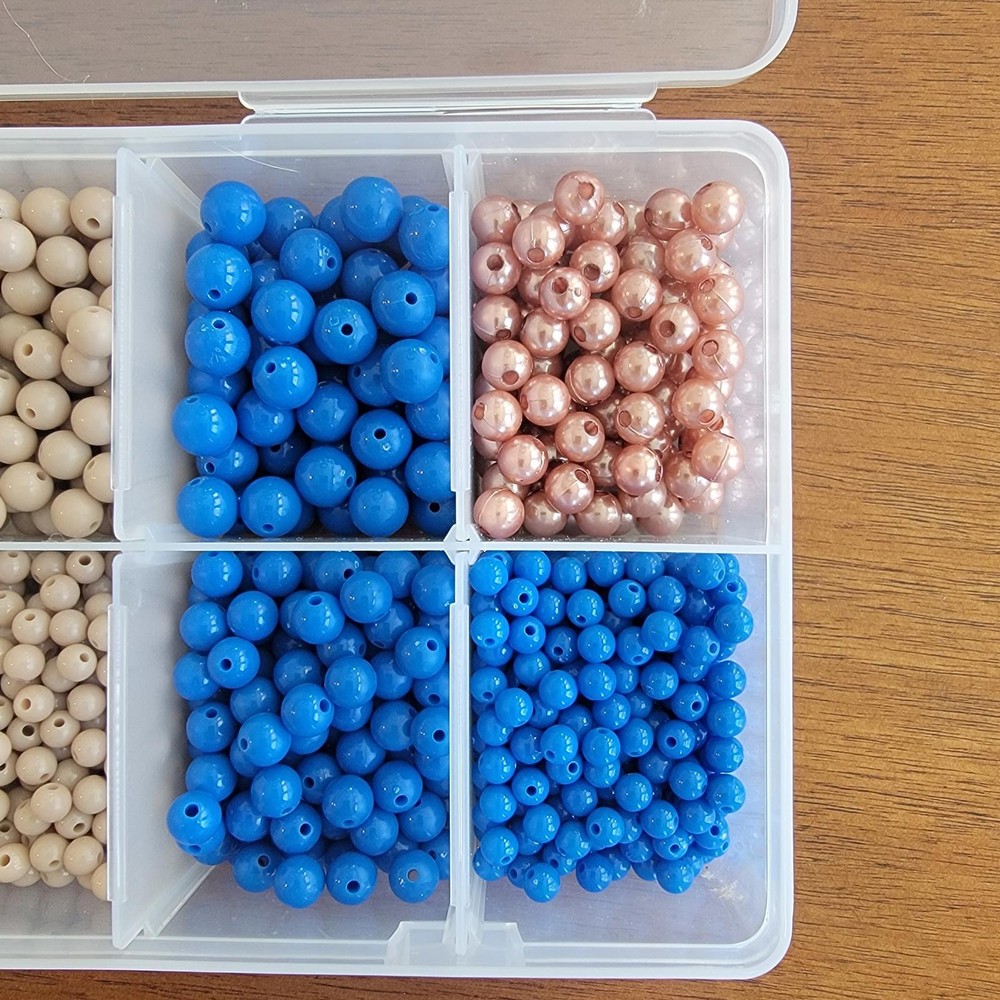 Multi-Color Craft Bead Set in Organizer Box (SR218)