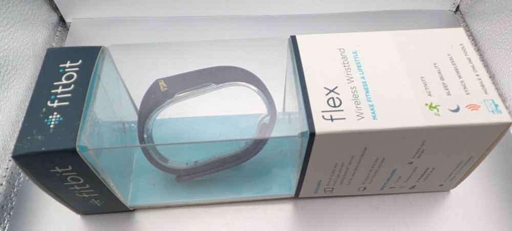 Fitbit Flex Wireless Wristband Bracelet New