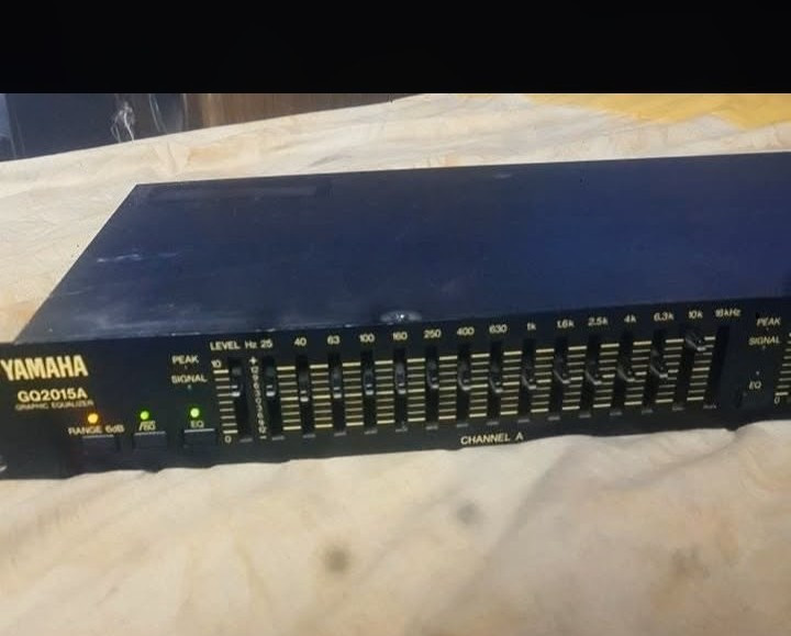 Yamaha GQ2015A Equalizer Nice ! Functional