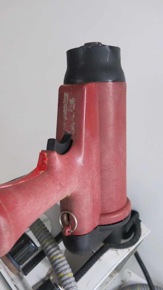 PAM 600 SPRAYMATIC HOT MELT GLUE APPLICATOR