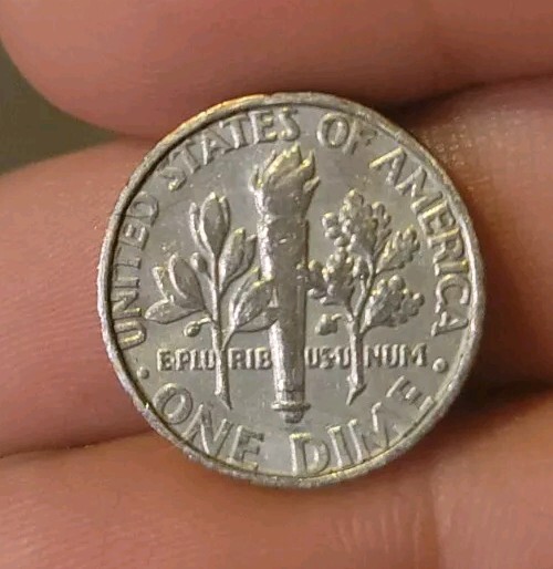 ERROR!!💰 RARE!!🔥 Roosevelt Dime Struck On Wrong Planchet!!