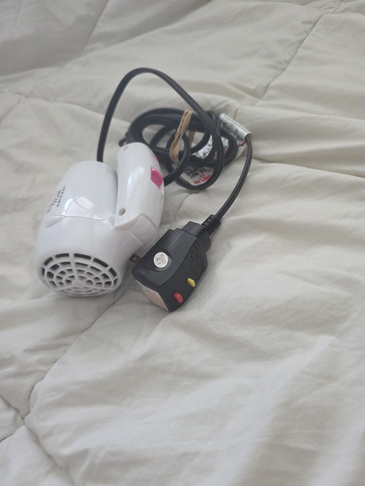 Tiny Hair DRYER BIG DRY