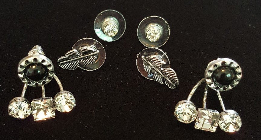 3 Three pair Stud earring set Crystal feather Black pierced ears
