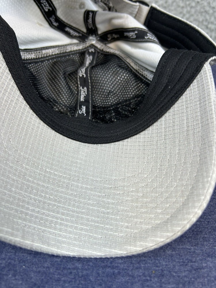 Titleist Hat Cap Strap Back Gray Black Golf Golfing Adjustable Outdoors Mens