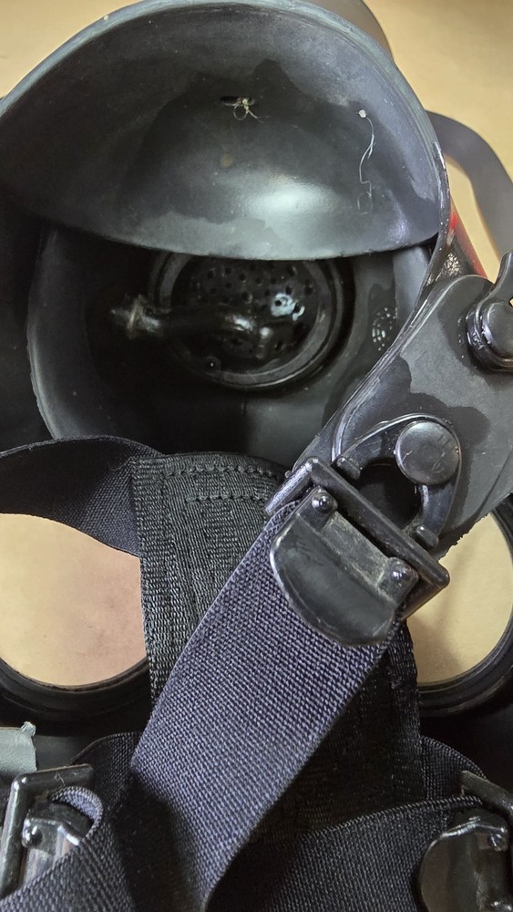 Surplus Israeli Gask Mask And Filter