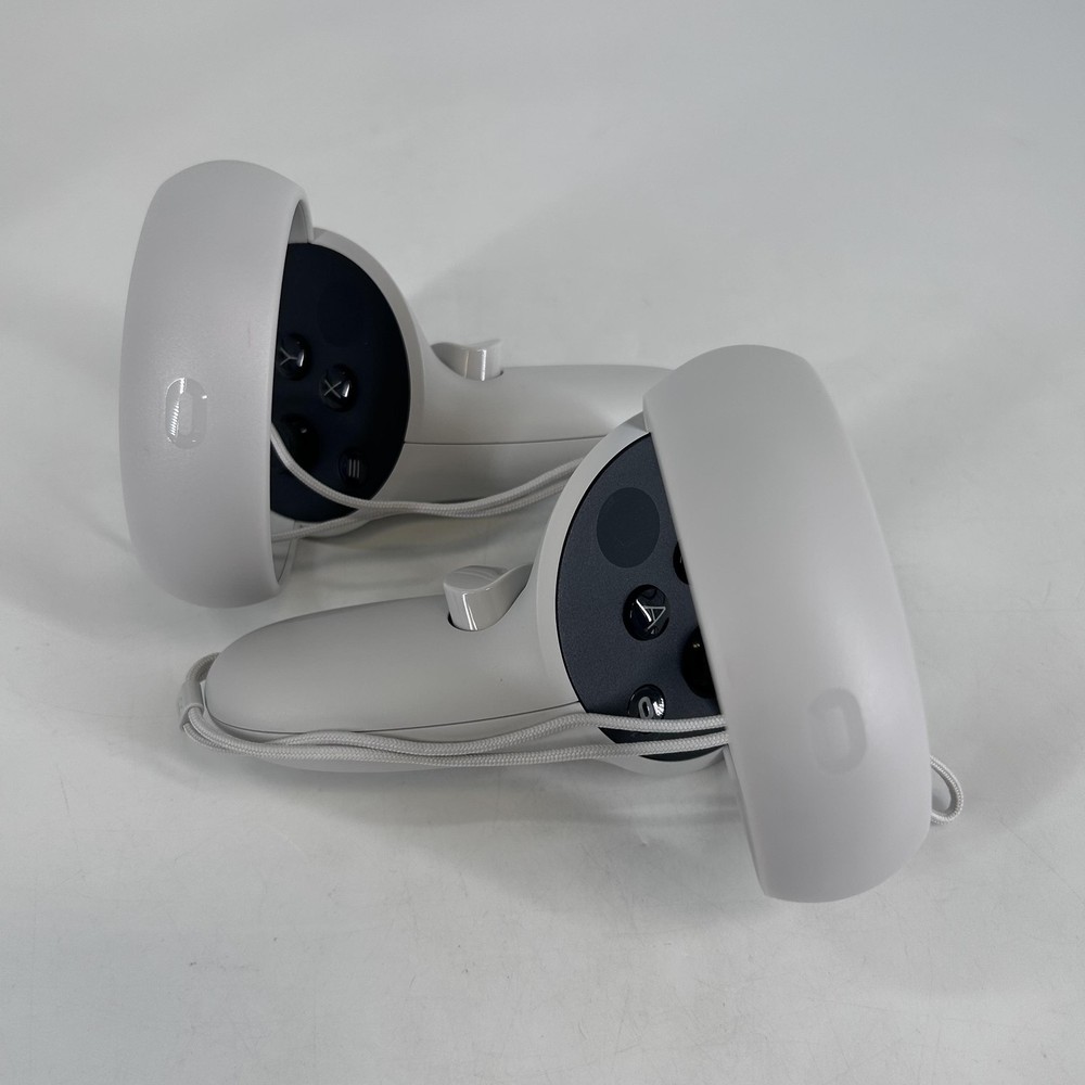 Meta Quest 2 VR Headset 256GB w/ Charger/Controllers/Regular Strap - Excellent