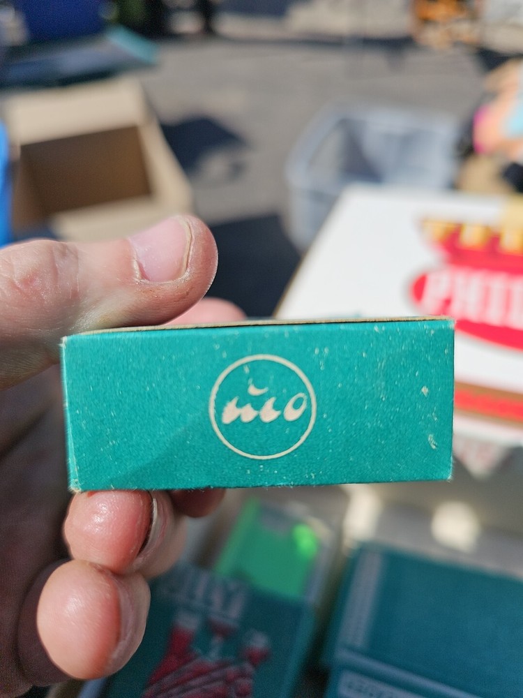 Vintage Witch Automatic Needle Threader with instructions Germany