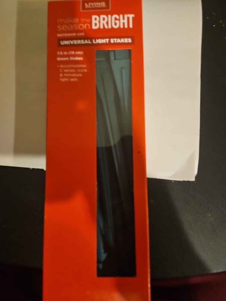 Living Solutions Universal Light Stakes 25 ct.
