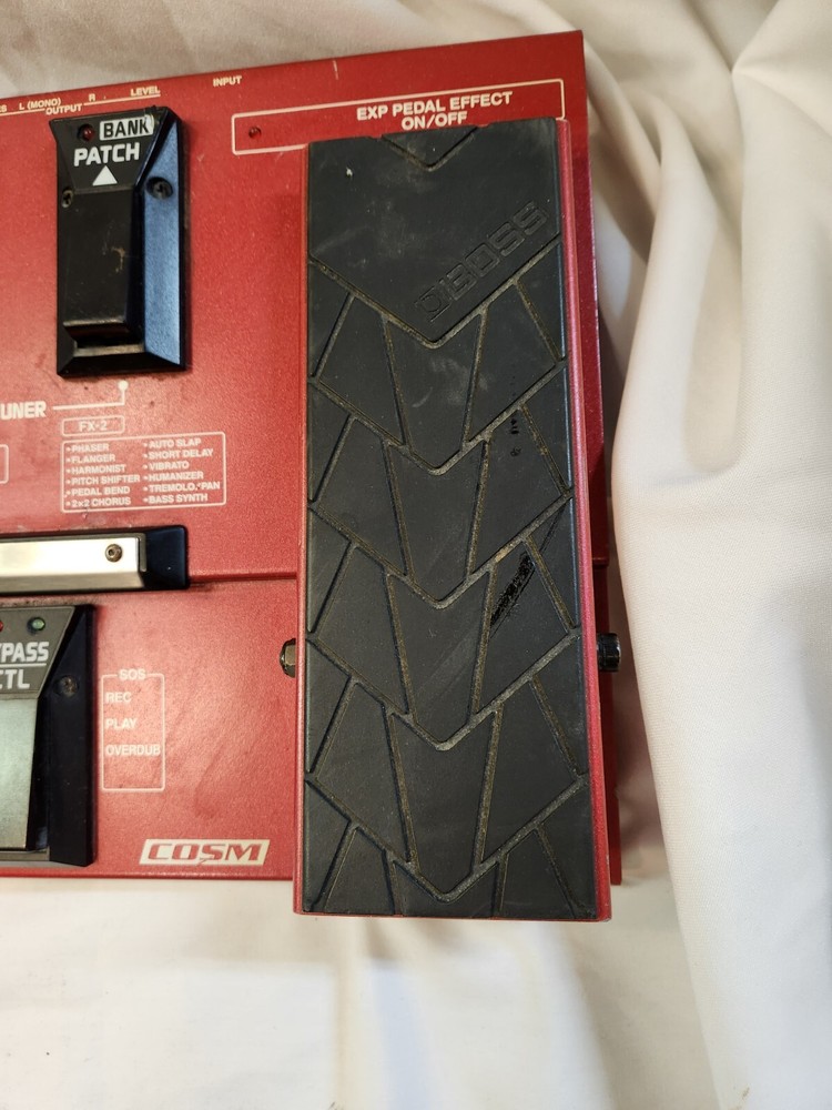 Red BOSS Bass Effects Processor GT-6B Guitar Multi-Effects Processor