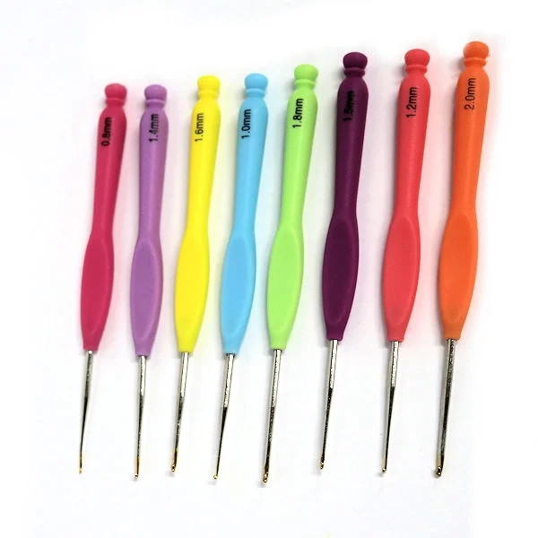 Set of 8 Colorful Crochet Hook with Plastic Handle