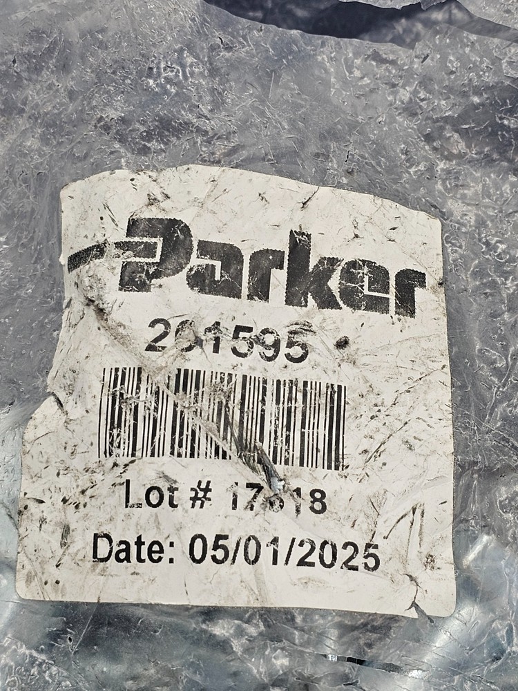 Parker 201595 Valve Flange Bolt Pack Assembly