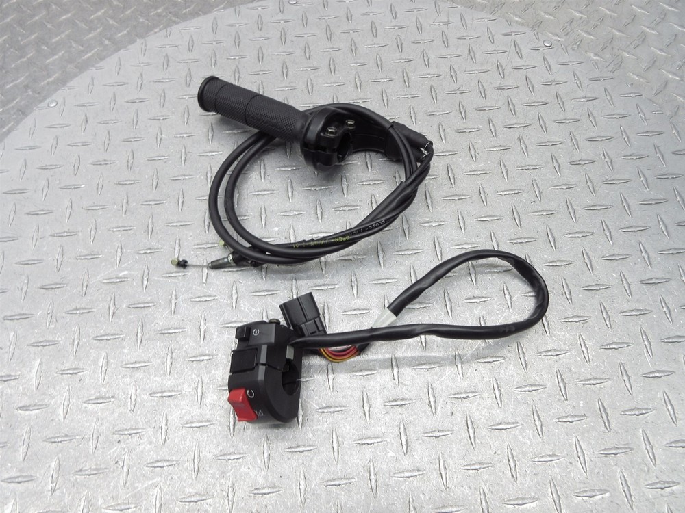 2005 05-06 Ducati Multistrada 1000 DS Right Handlebar Switch Throttle Control