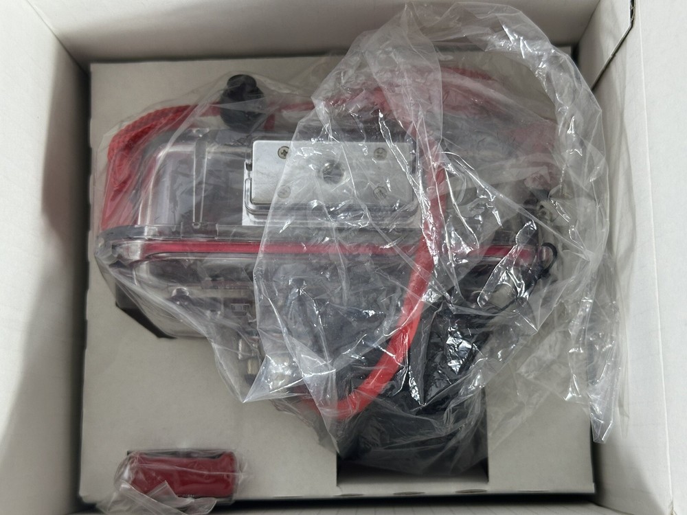 Olympus Under Water Camera Case BNIB PT-017