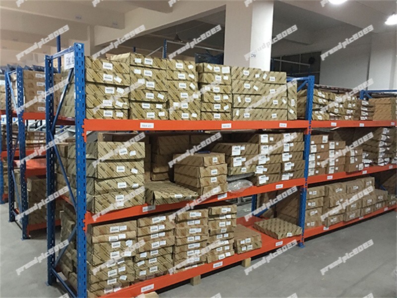 New Omron E5CK-AA1-302 Temperature Controller E5CK-AA1-302