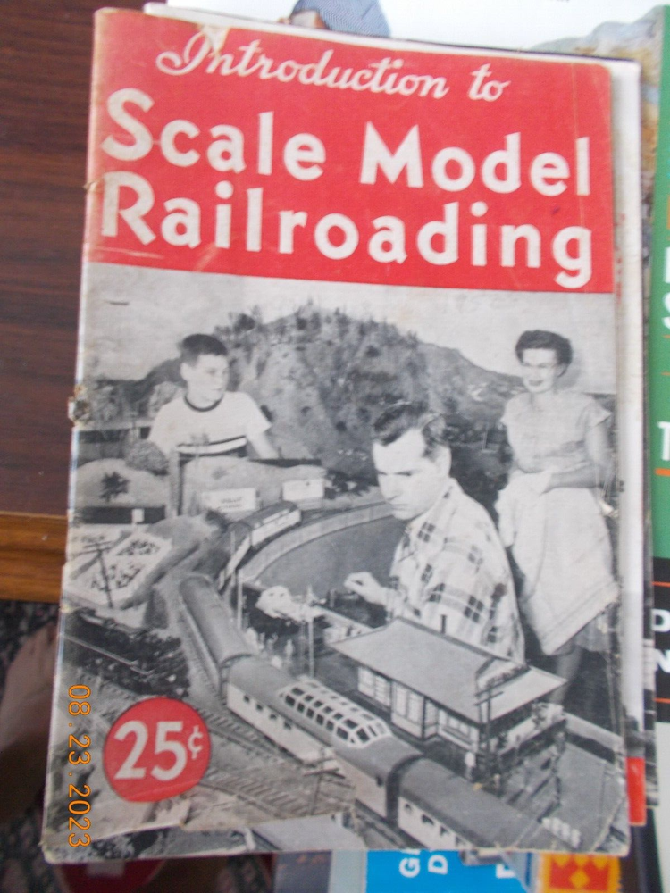 6 Vintage Model Railroading Introductory / Instructional Booklets