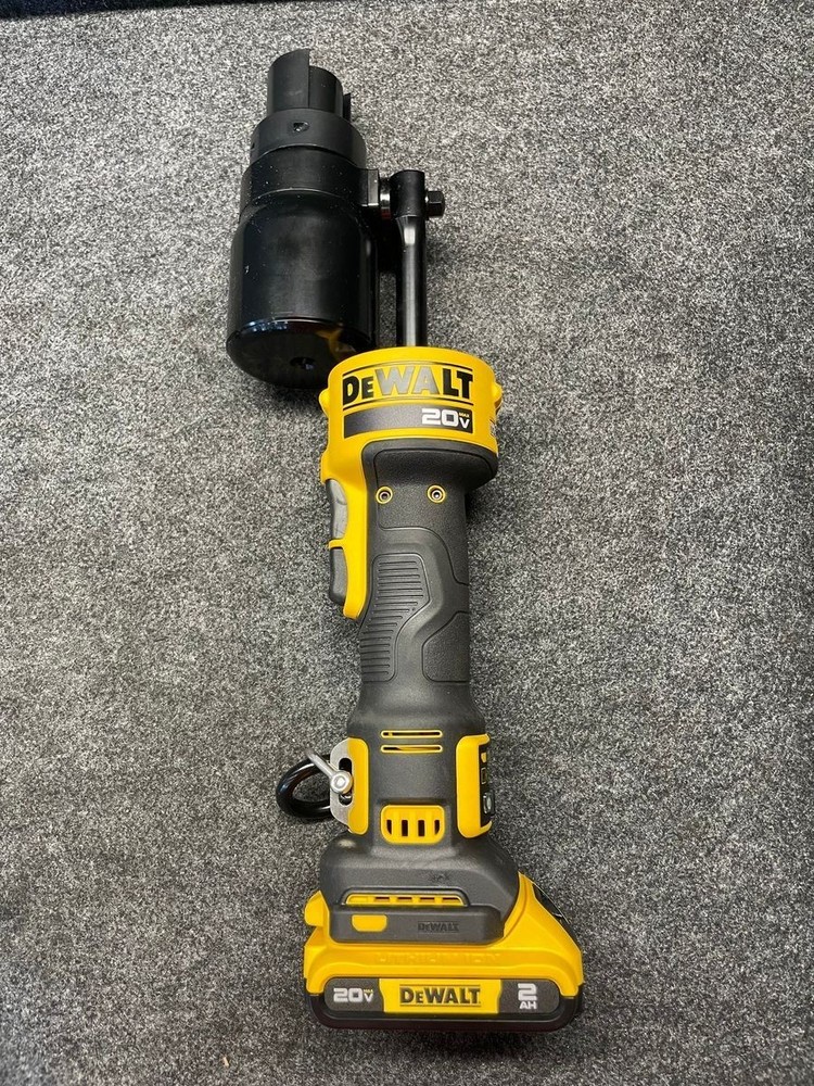 DEWALT DCE600D1K4 20V MAX Hydraulic 1/2"-4" Punch & Die Knockout Tool Kit*