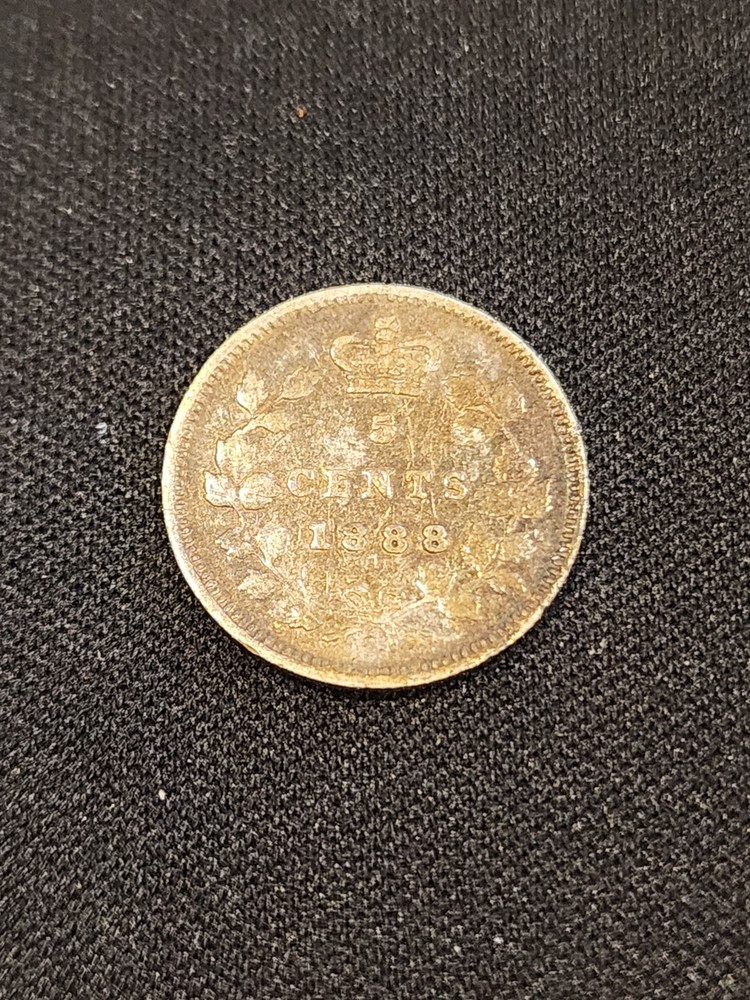 1888 Canada 5 Cents Silver Coin