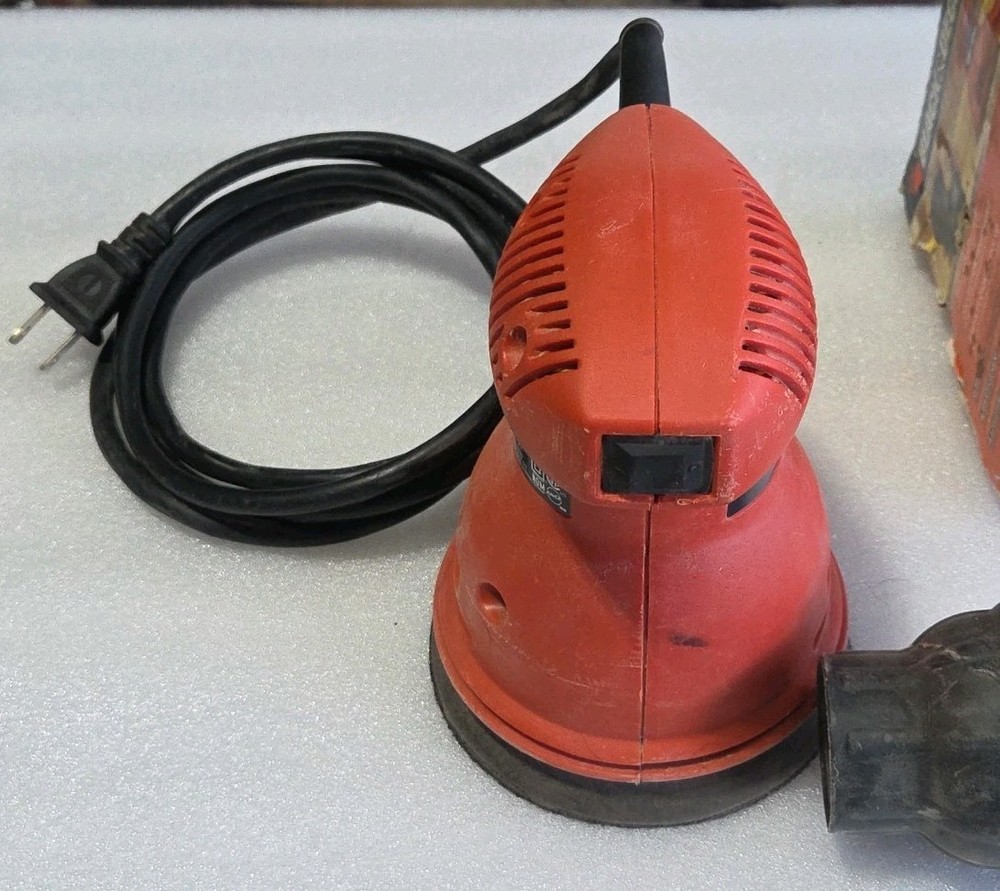 Black + Decker BDERO100 5 in. Random Orbit Sander
