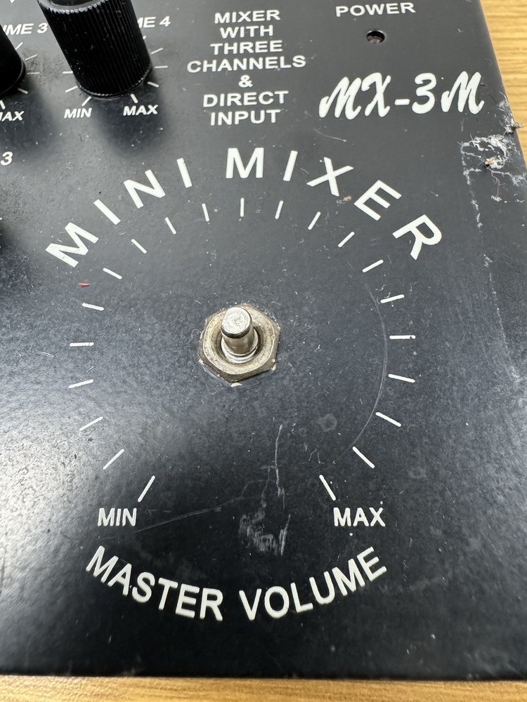 Electro-Harmonix Mx-3m 1990 Missing Battery Cover