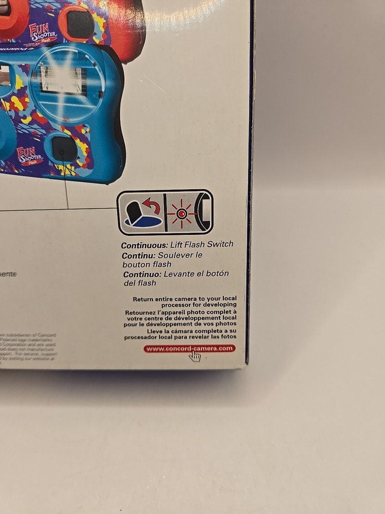2010 Polaroid Fun Shooter Flash 3 Pack Cameras, New in Box, Great Condition