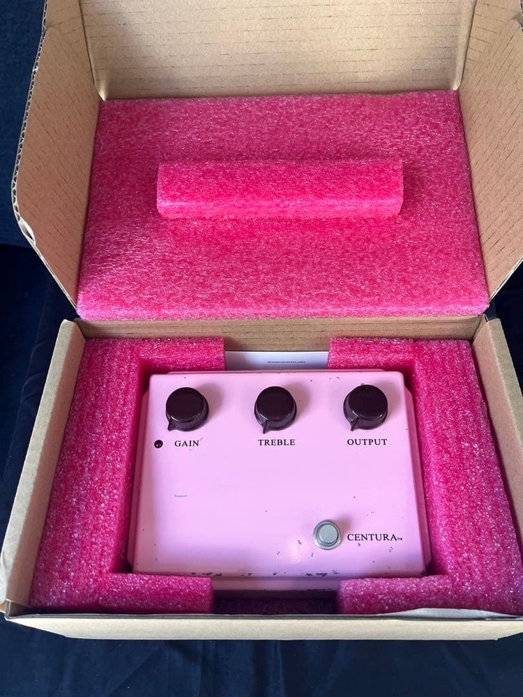 CENTURA Guitar Effects Pedal Pink