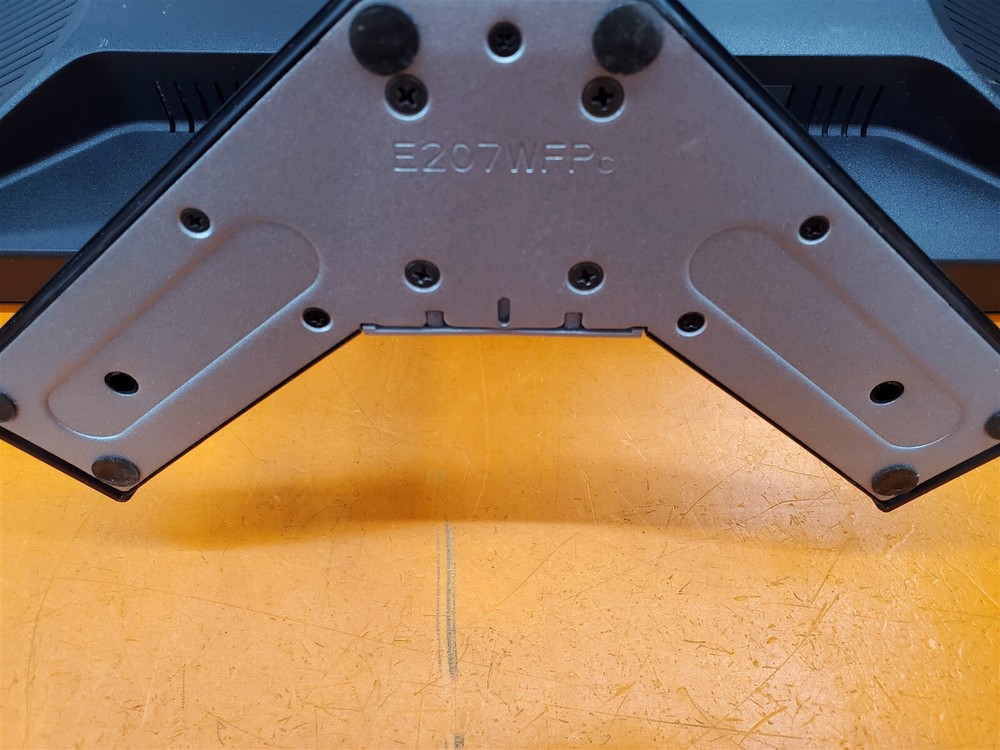 ⭐️⭐️⭐️⭐️⭐️ Computer Monitor Dell E207WFPc 20"