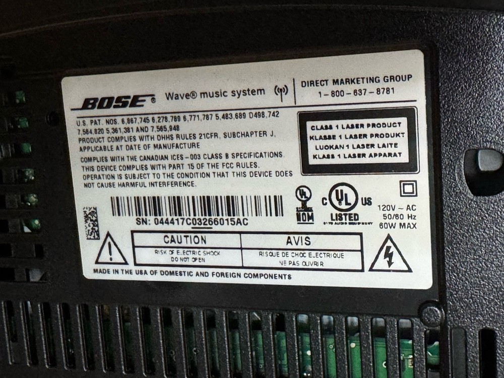 Bose Wave Music System Titanium Silver With Remote