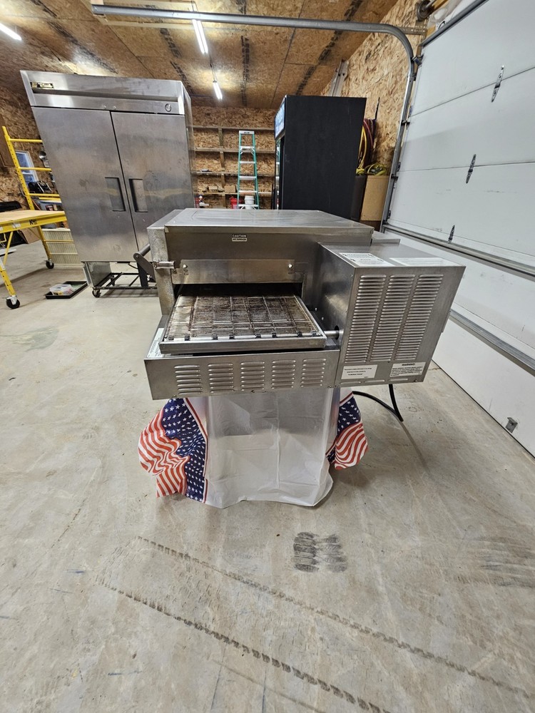 Ventless Lincoln 1132 Conveyor Pizza Oven
