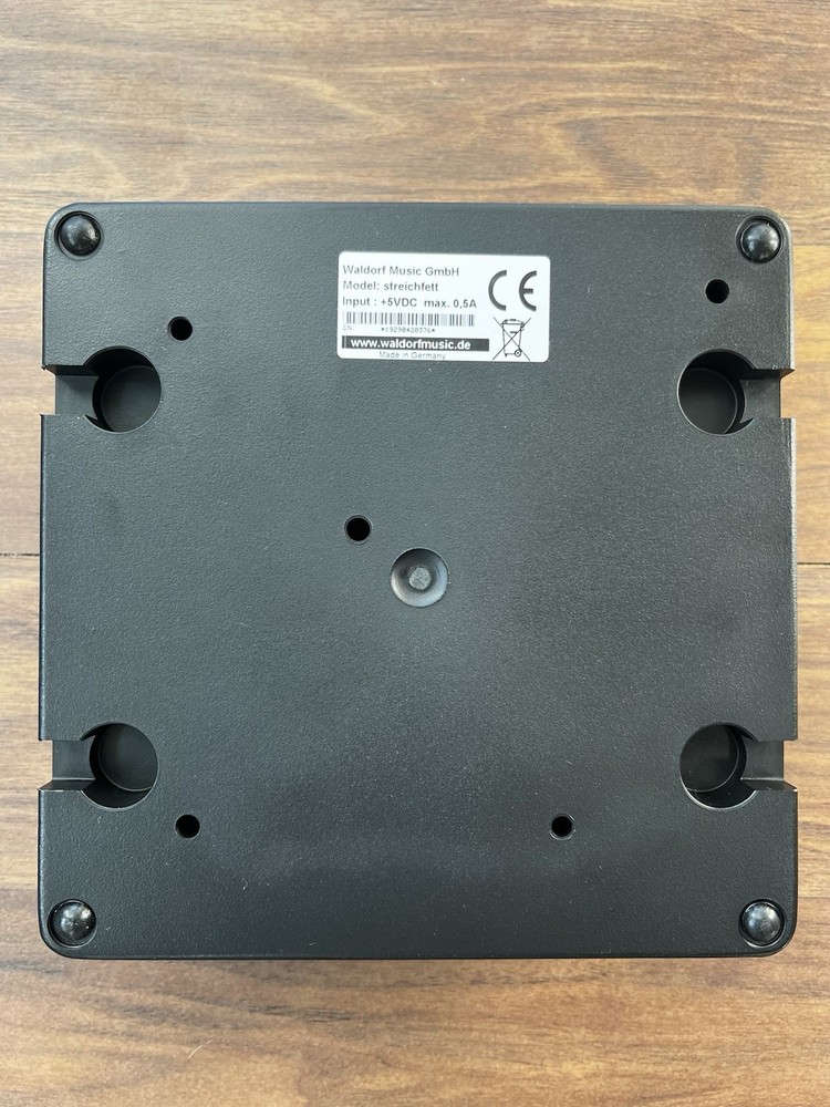 Waldorf String Synthesizer NEW IN BOX. NEVER USED NEVER USED