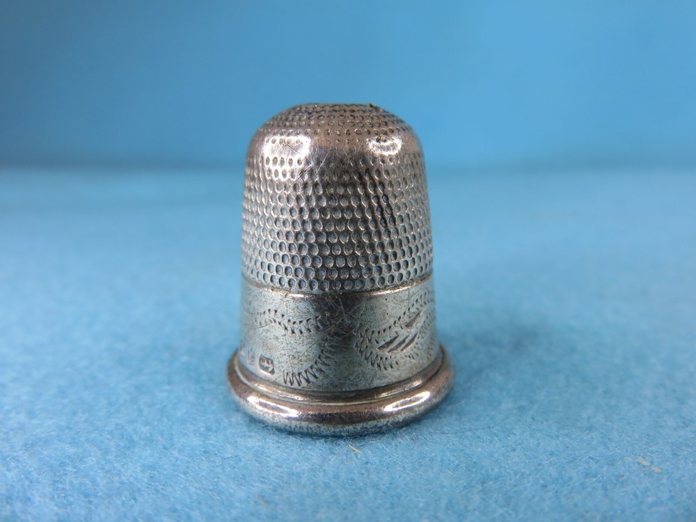 1916 Hallmarked Silver Thimble