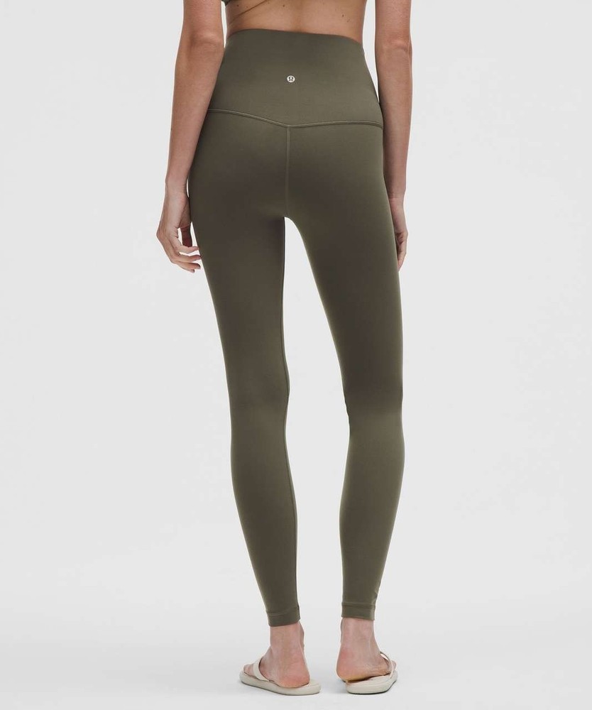 Lululemon Align Super High-Rise Pant 28" in Size 2
