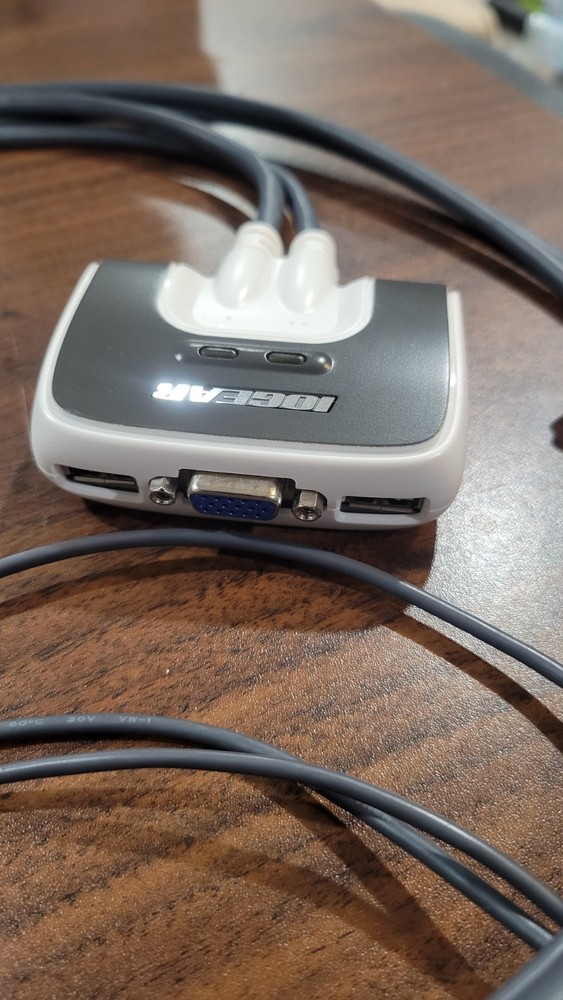 IOGear 2 port KVM - Model: GCS632U
