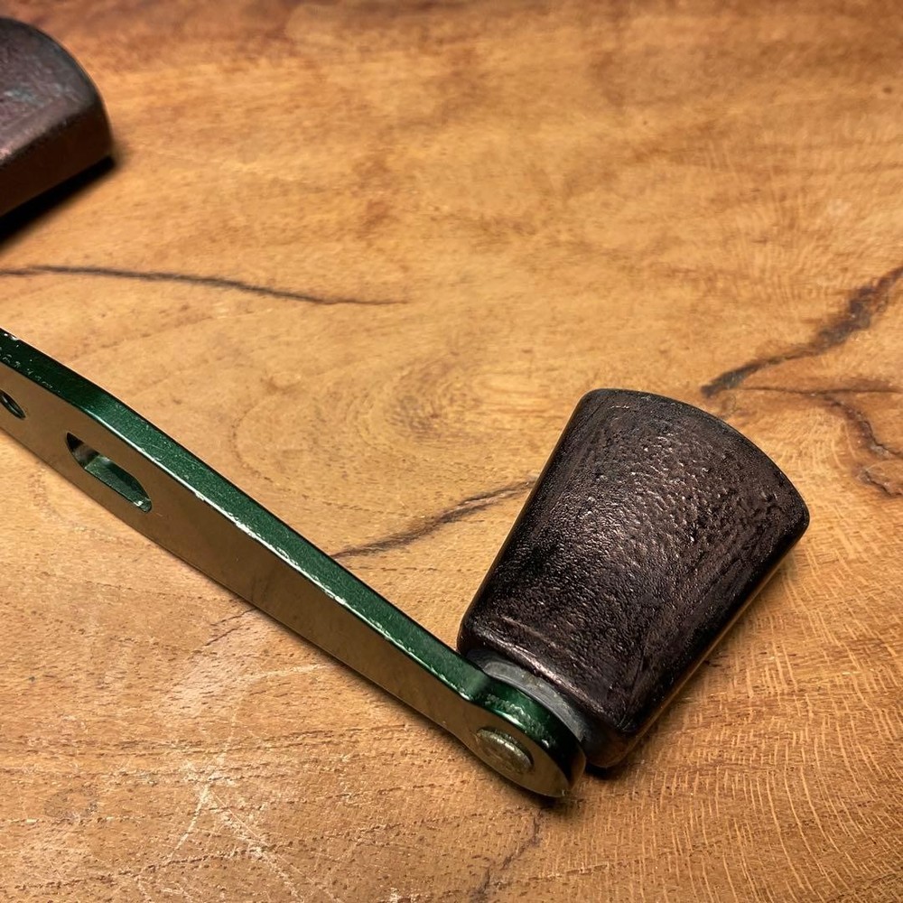 Dead stock Ambassador 5000D genuine handle 012001